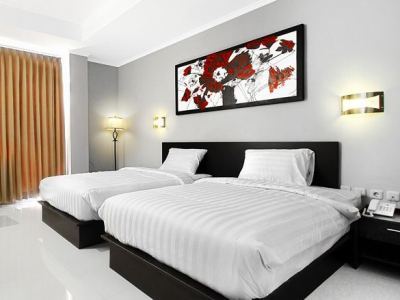 Lj Hotel Bandung Exteriör bild