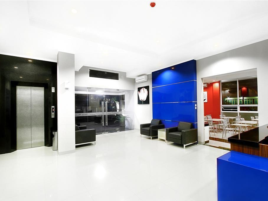 Lj Hotel Bandung Exteriör bild