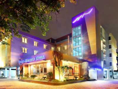 Lj Hotel Bandung Exteriör bild